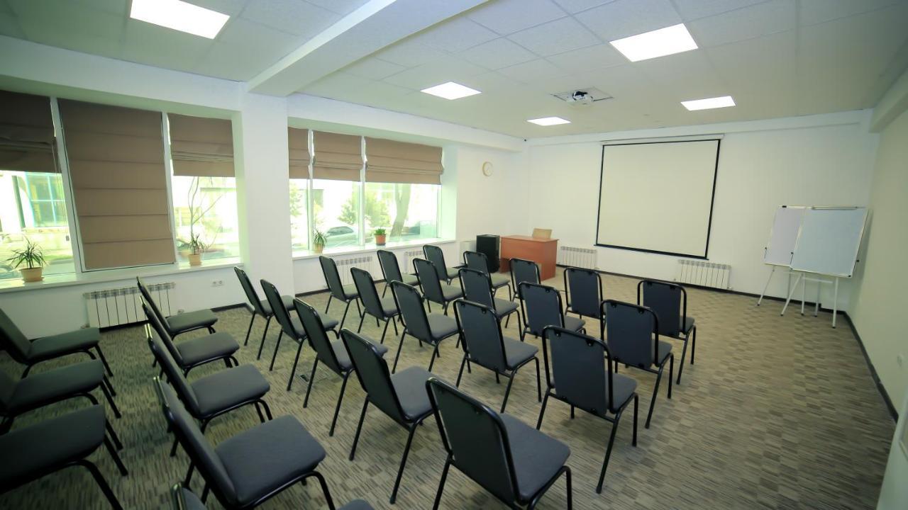 Astra Hotel Almaty Ngoại thất bức ảnh